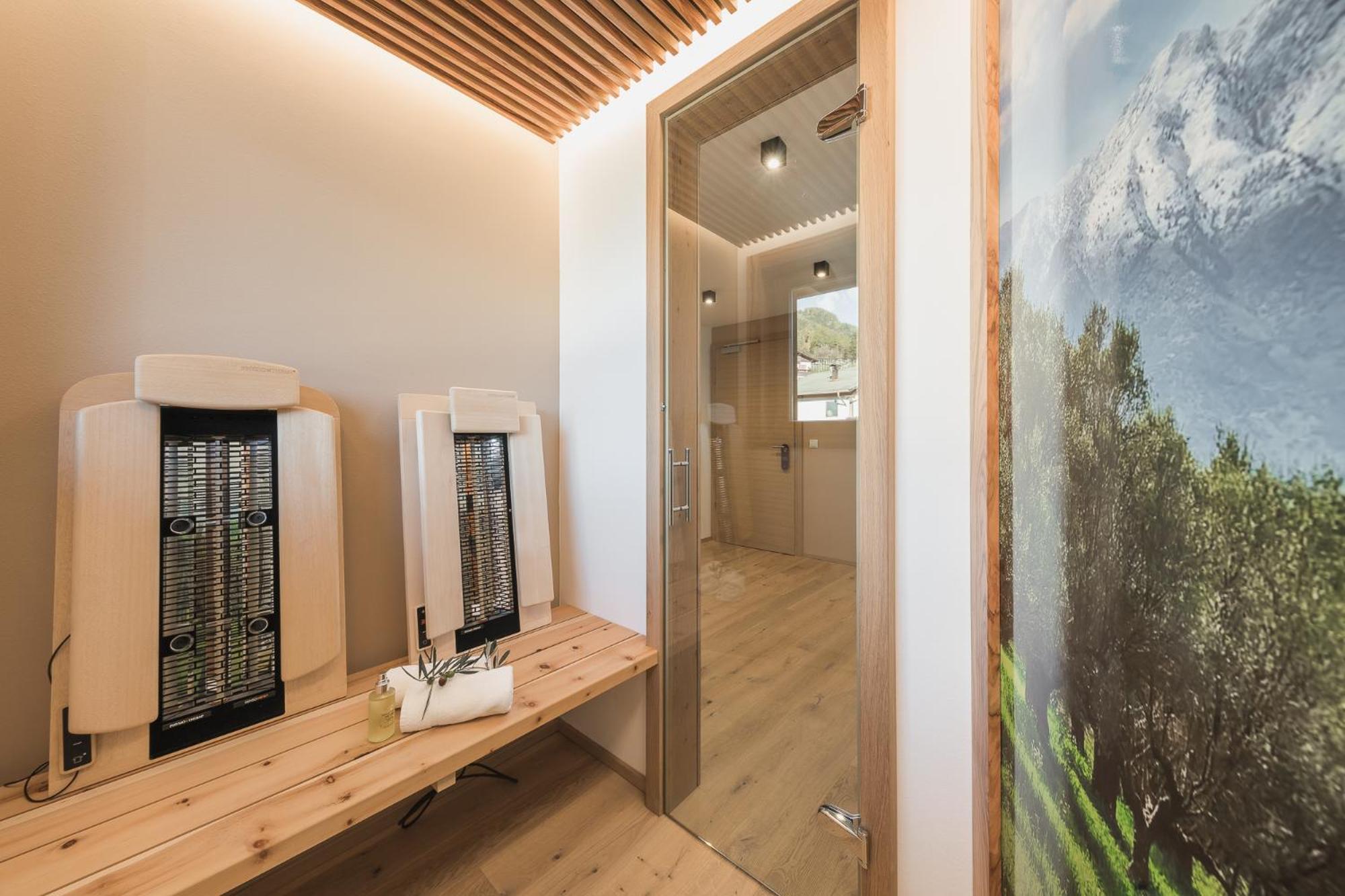 Oliven- & Genusshotel Hirzer سكين الغرفة الصورة